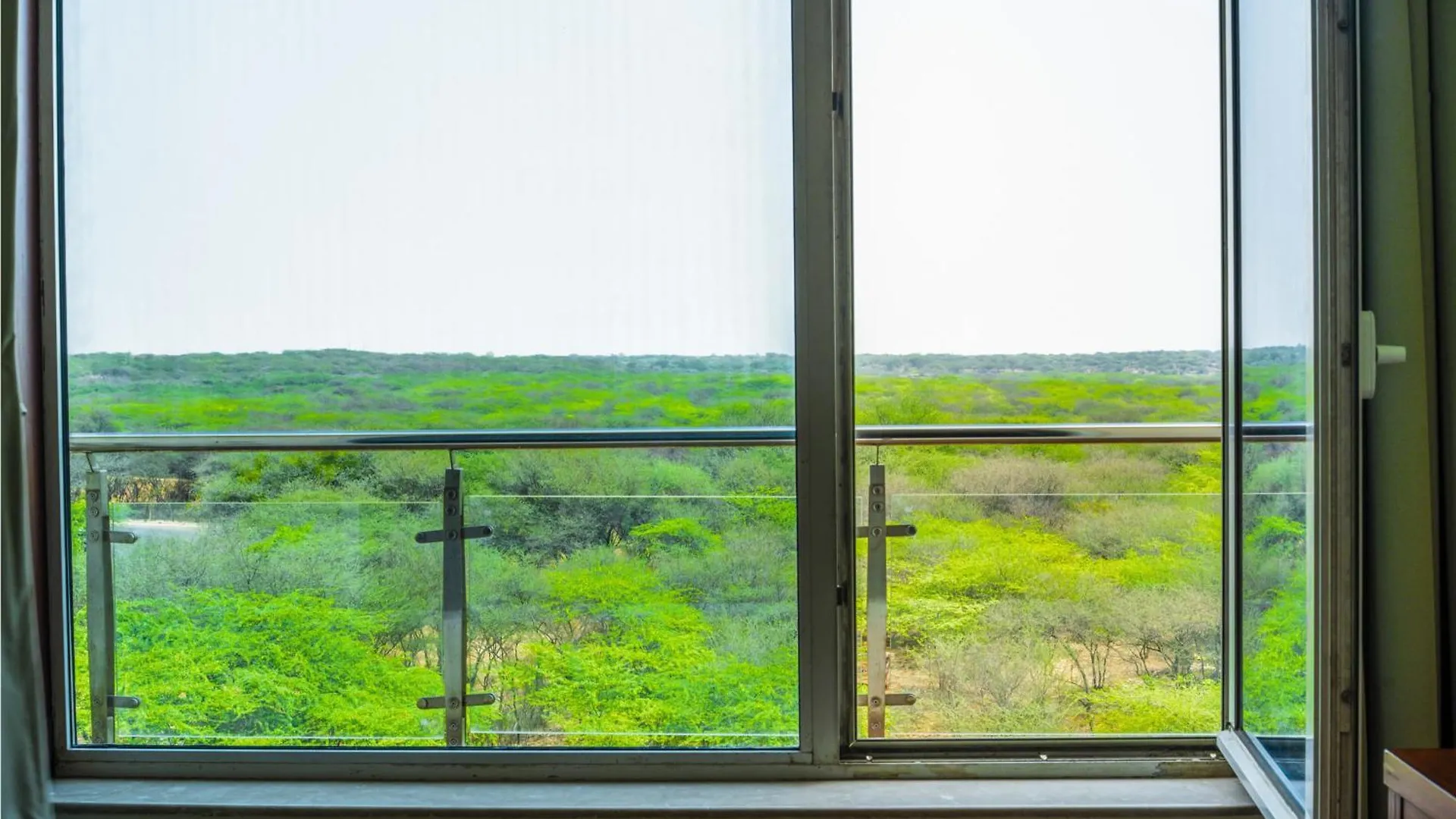 Eternal Oasis By Alaya Stays, Golf Course Road Gurgaon 4*,